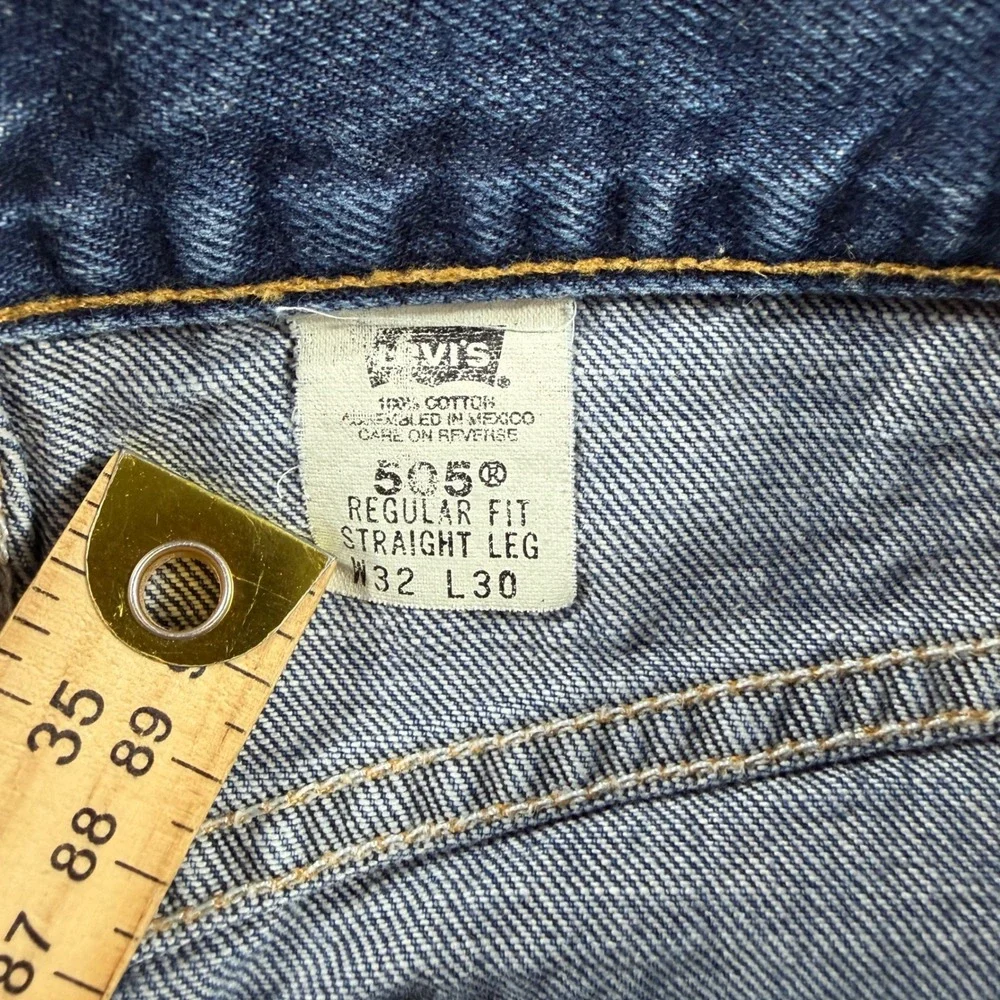 Vintage Levi's 505 Regular Fit Straight Men's Jeans 30x28 Medium‎ Wash Denim 90s
